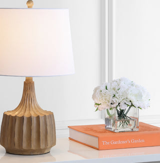 Safavieh Shiloh TBL4173A White Lamp Room Scene On Feature