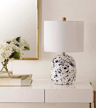Safavieh Wallace TBL4273A Ivory Lamp Room Scene Off Feature