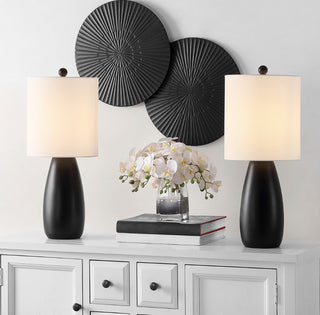 Safavieh Arlia TBL4363A Black Lamp Room Scene On Feature
