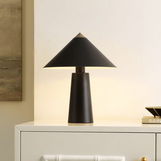 Safavieh Syuna TBL4531A Black / Gold Lamp Room Scene On Feature