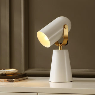 Safavieh Clarst TBL4532A White / Brass Lamp Room Scene On Feature