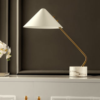 Safavieh Sheilds TBL4535A White / Brass Lamp Room Scene Off Feature