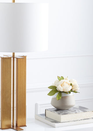 Safavieh Vanya TBL7024A Gold Lamp Room Scene On Feature