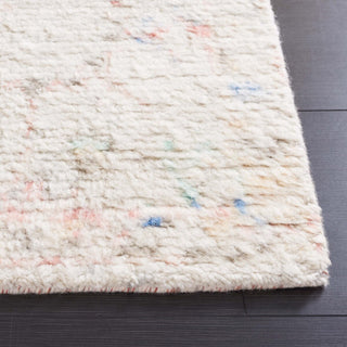 Safavieh Tribeca TRI118A Ivory / Pink Area Rug Detail