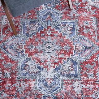 Safavieh Tucson TSN101 Red / Navy Machine Washable Area Rug