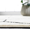 Safavieh Tulum TUL608A Ivory / Black Area Rug Detail