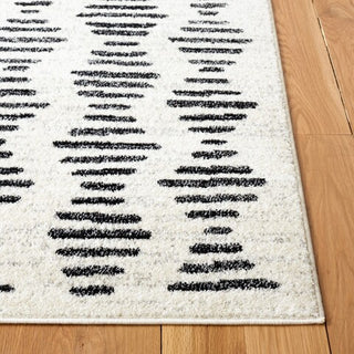 Safavieh Tulum TUL644A Ivory / Black Area Rug Detail