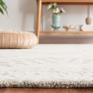 Safavieh Textural TXT302W Sage / Ivory Area Rug Detail