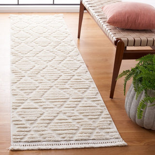 Safavieh Urban URB208 Ivory Area Rug Room Scene Feature