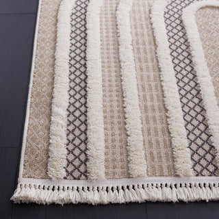 Safavieh Urban URB210 Beige / Ivory Area Rug