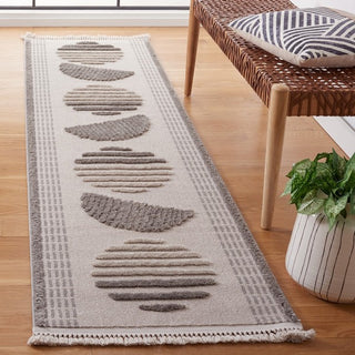 Safavieh Urban URB218 Grey / Light Area Rug Room Scene Feature