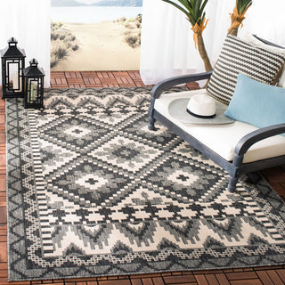 Safavieh Veranda VER096-3435 Grey / Beige Area Rug Room Scene