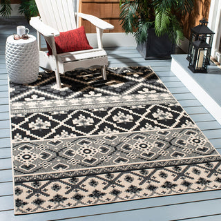 Safavieh Veranda VER097-0421 Black / Beige Area Rug Room Scene