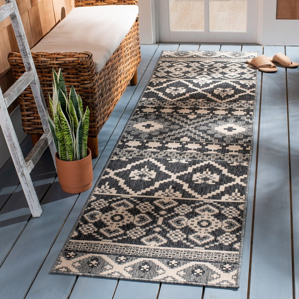 Safavieh Veranda VER097-3435 Grey / Beige Area Rug Room Scene Feature