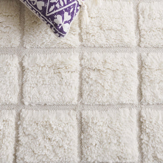 Safavieh Vermont VRM206A Ivory Area Rug Detail