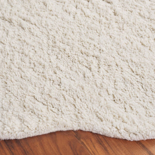 Safavieh Vermont VRM213A Ivory Area Rug Detail