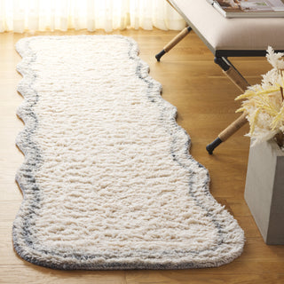 Safavieh Vermont VRM221F Ivory / Grey Area Rug Room Scene