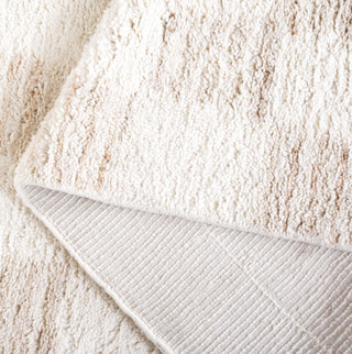 Safavieh Vermont VRM222B Beige / Ivory Area Rug Fold