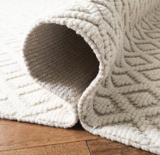 Safavieh Vermont VRM304 Ivory Area Rug Detail