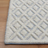 Safavieh Vermont VRM304L Ivory / Light Blue Area Rug Detail