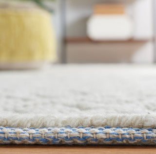 Safavieh Vermont VRM304L Ivory / Light Blue Area Rug Detail