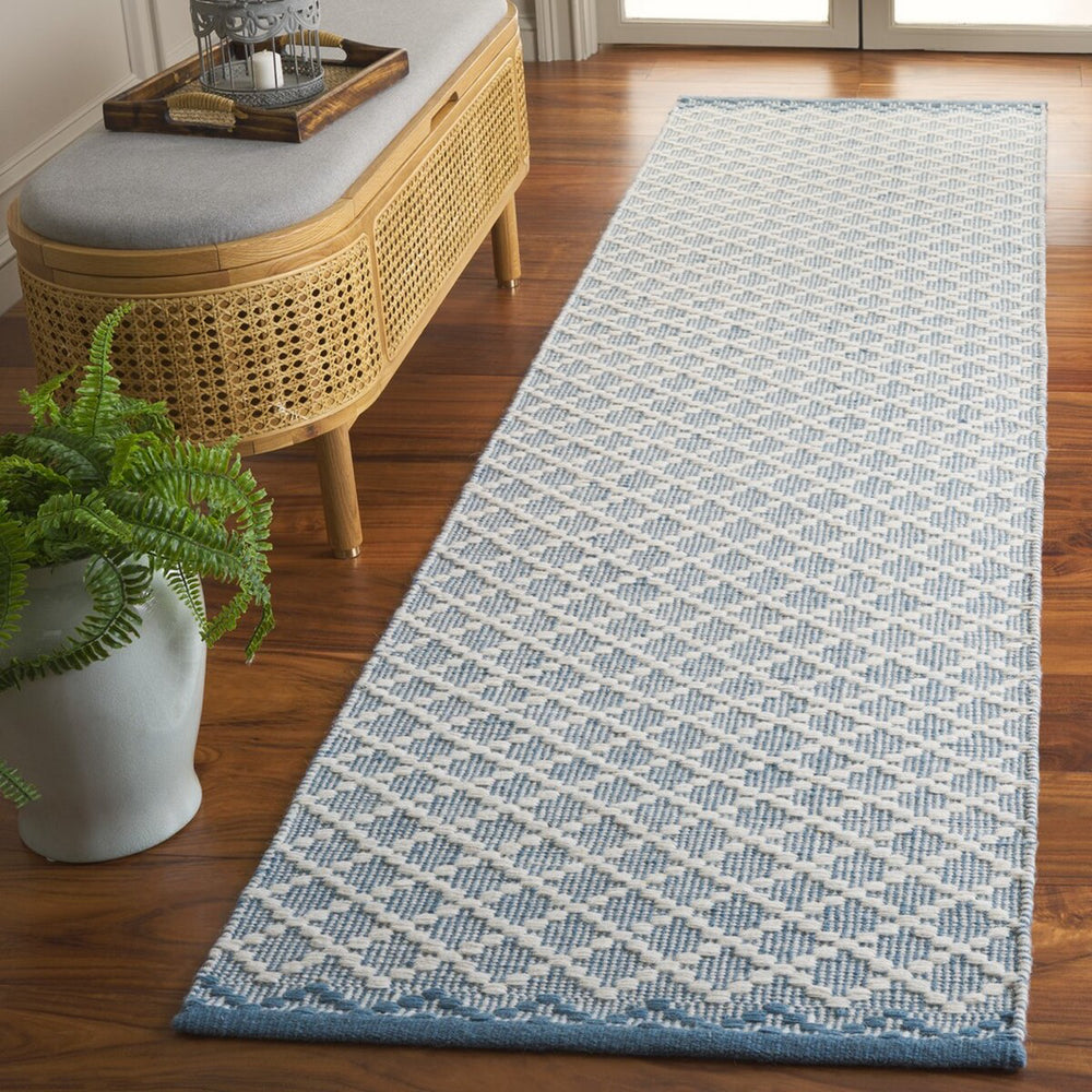 Safavieh Vermont VRM908M Blue / Ivory Area Rug Room Scene Feature