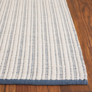 Safavieh Vermont VRM909L Light Blue Area Rug Detail