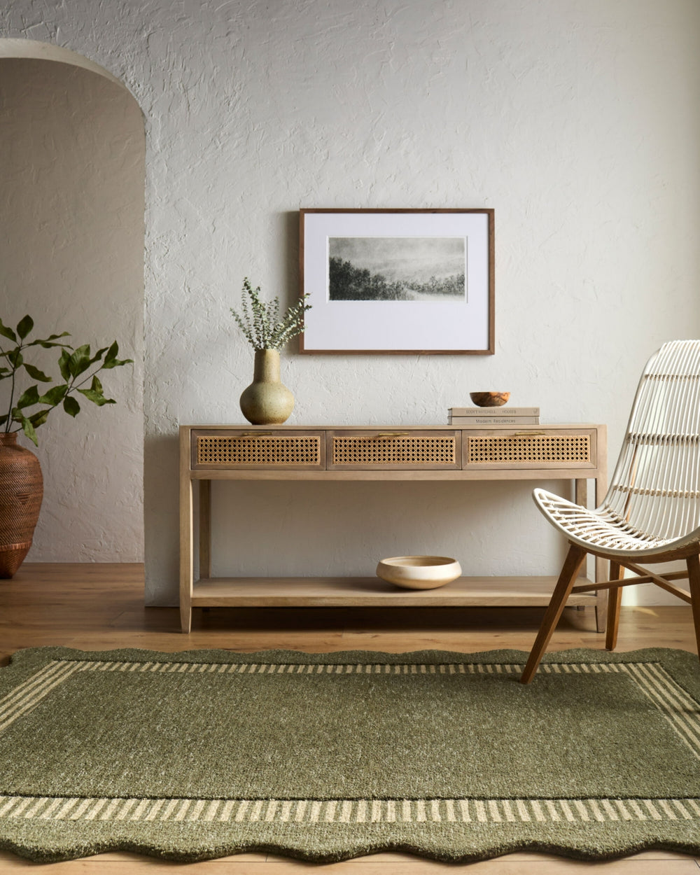 Livabliss Scalloped SCP-2308 Area Rug Room Scene Feature