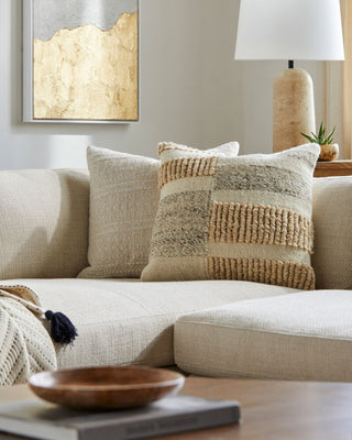 Surya Sand Dunes SDU-001 Beige Style Shot