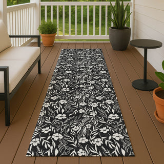 Dalyn Soft Essentials SE4 Black Machine Washable Area Rug Runner Outdoor Lifestyle Image Feature