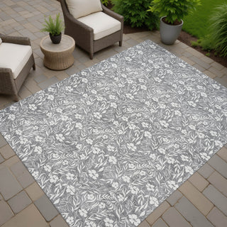 Dalyn Soft Essentials SE4 Gray Machine Washable Area Rug Outdoor Lifestyle Image Feature