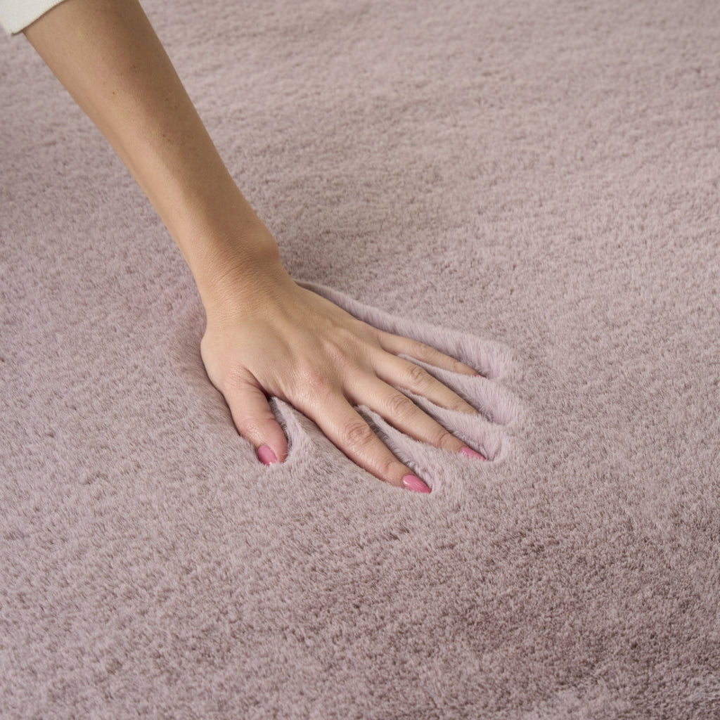 Nourison Soft Plush Rabbit Fur SFF01 Lavender Area Rug Corner Image