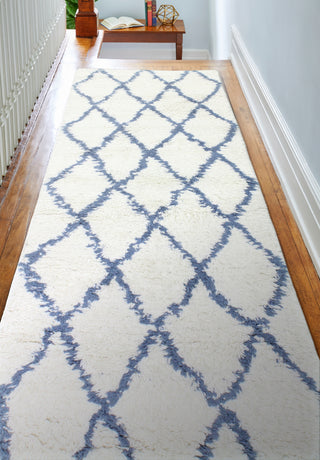 Bashian Tangier T141-HB295 Ivory/Blue Area Rug