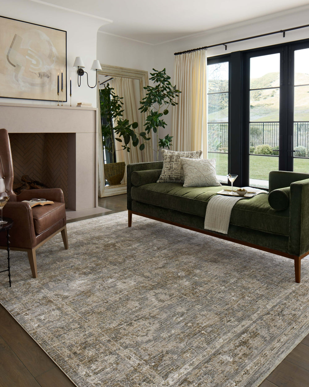 Loloi II Tabitha TAI-04 Slate / Natural Area Rug Lifestyle Image Feature