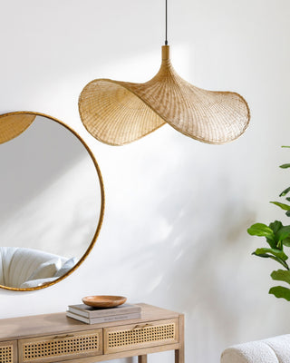 Surya Taiga TAG-001 Lamp Style Shot Feature