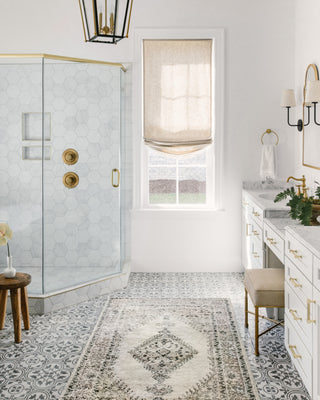 Loloi II Teagan TEA-02 Oatmeal/Ivory Area Rug Lifestyle Image Feature