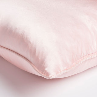 Surya Tokyo TKYO-7206 Pale Pink Corner Shot