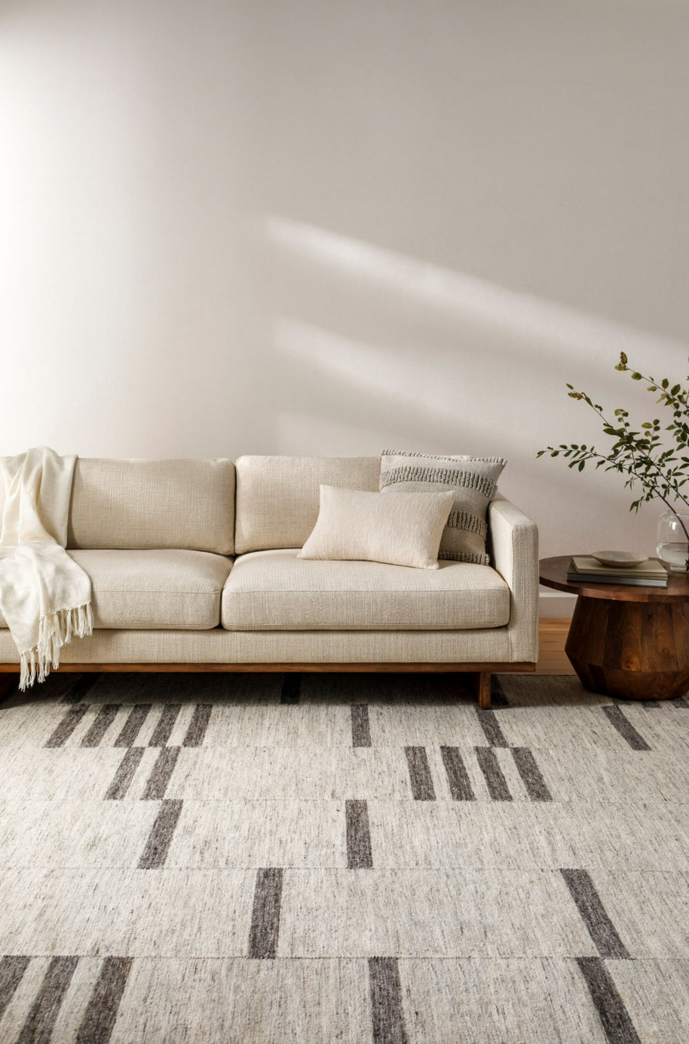 Surya Tamaris TMI-2302 Area Rug Style Shot Feature