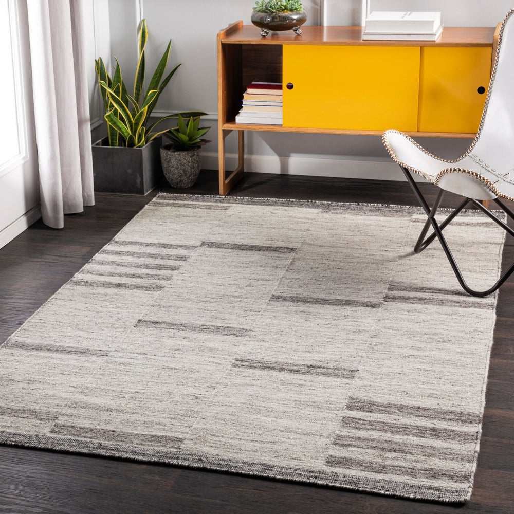 Surya Tamaris TMI-2303 Area Rug Room Scene Feature