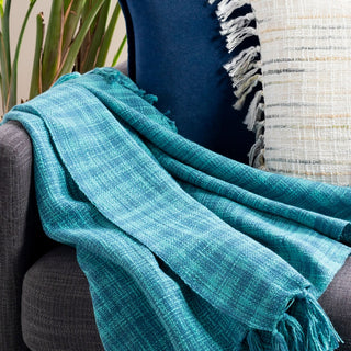 Surya Tori TOR-001 Teal Throw Style Shot