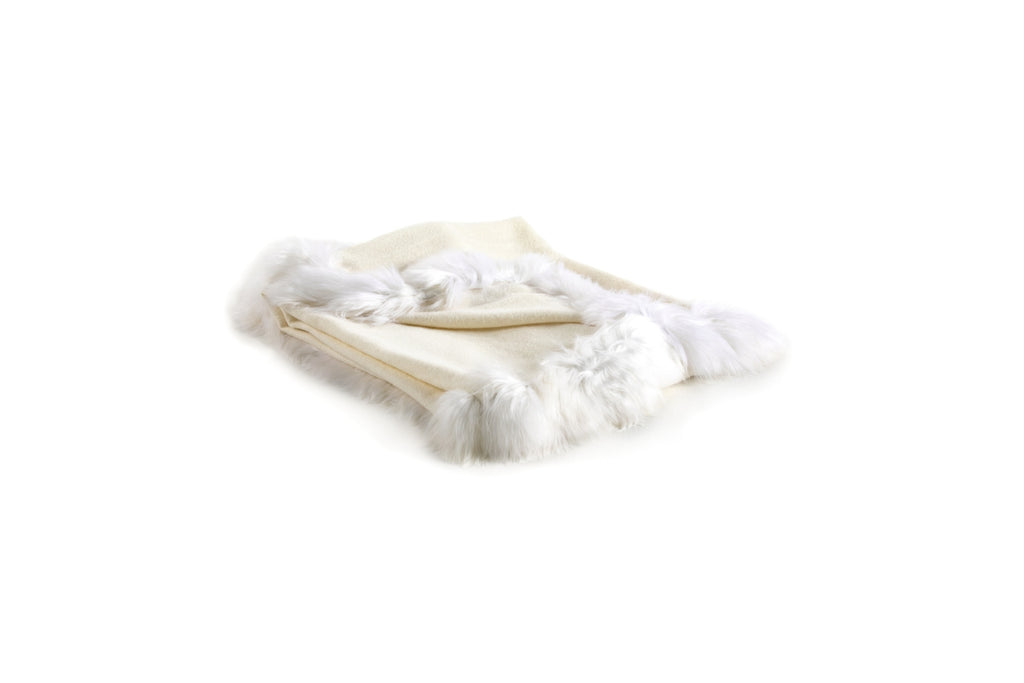 Auskin Alpaca Luxe Fur Trim White Throw main image