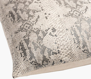 Elle Decor X Surya Reda RD-001 Gray Corner Shot