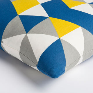 Surya Trudy TRUD-7145 Blue Corner Shot