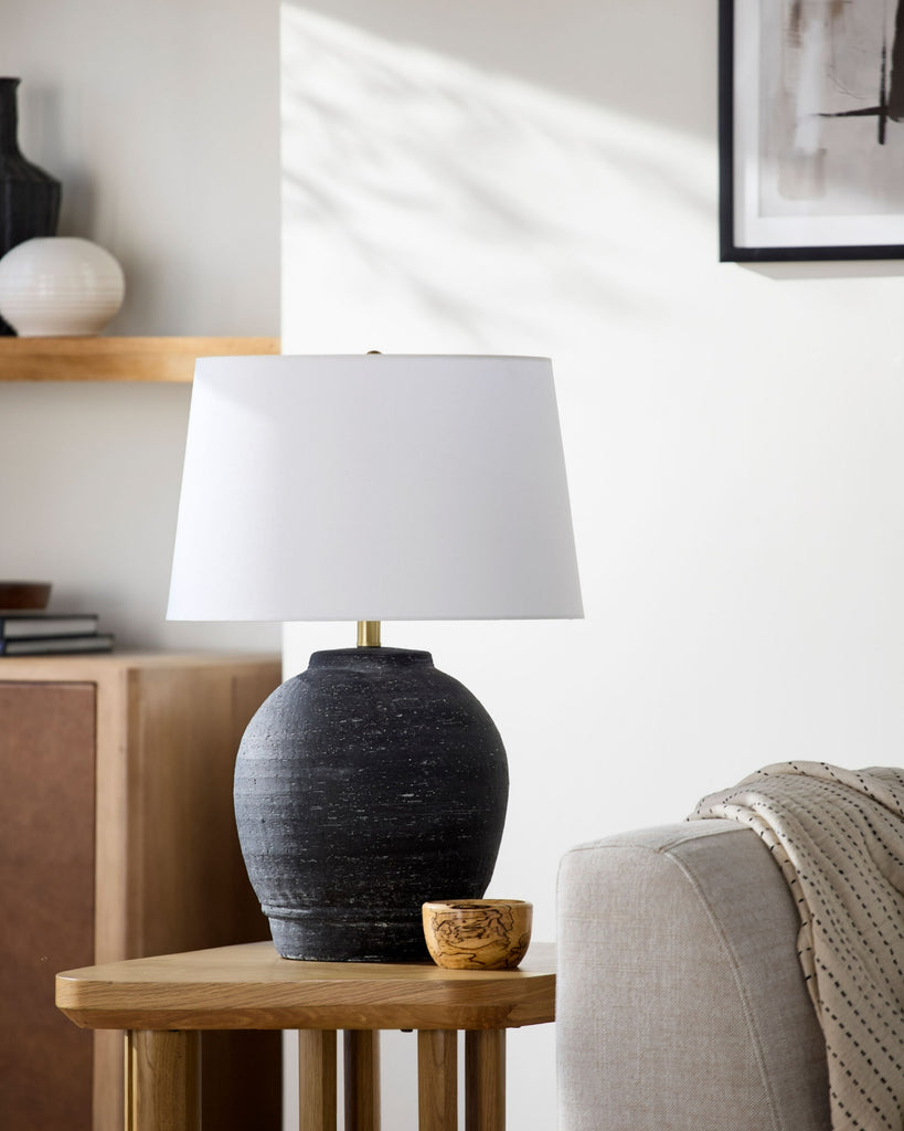 Surya Uluru ULU-001 Lamp Style Shot Feature