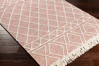 Surya Uttar UTT-2305 Area Rug Corner Shot