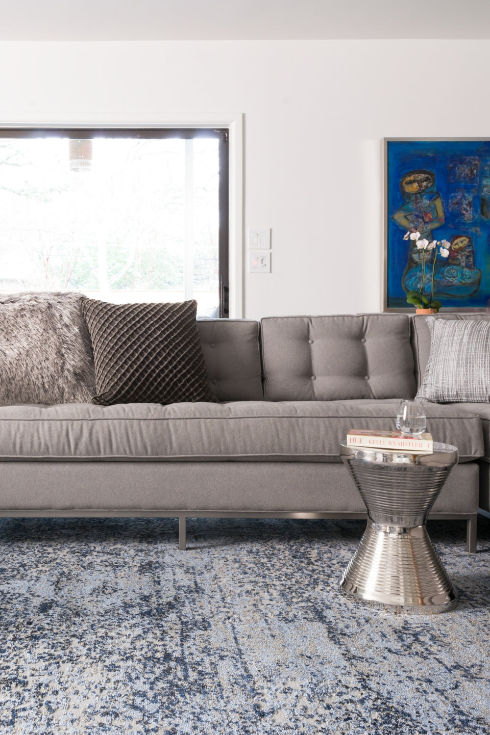 Loloi Viera VR-06 Light Blue / Grey Area Rug Lifestyle Image Feature