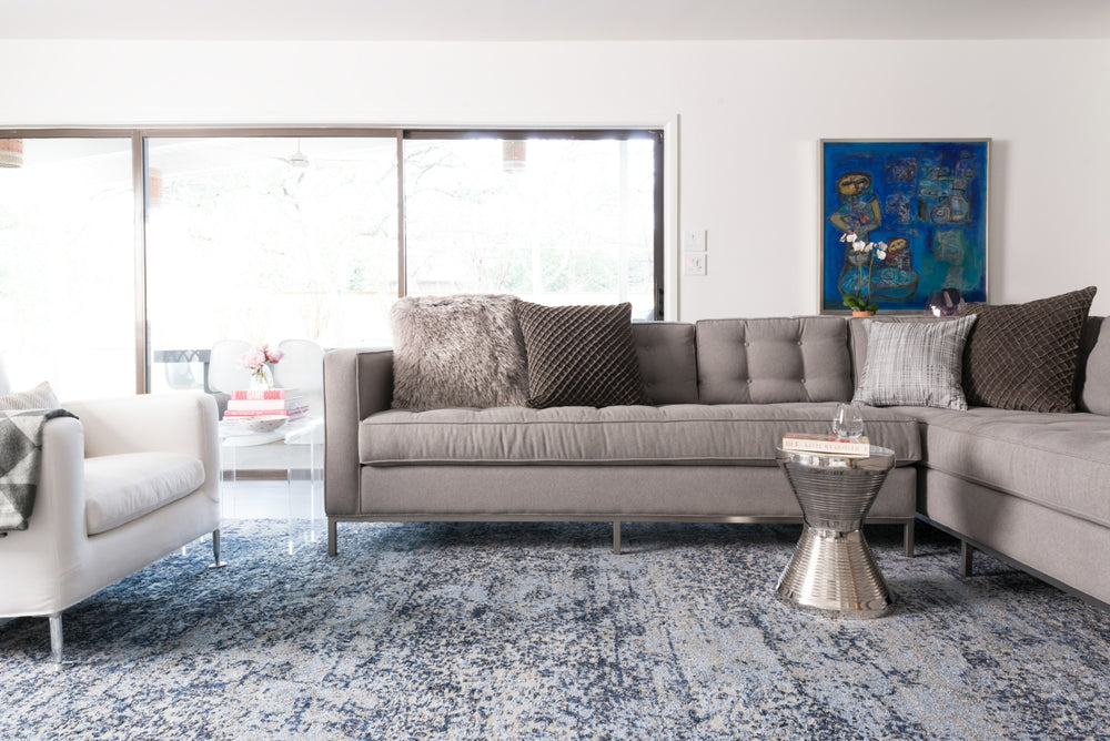 Loloi Viera VR-06 Light Blue / Grey Area Rug Lifestyle Image Feature