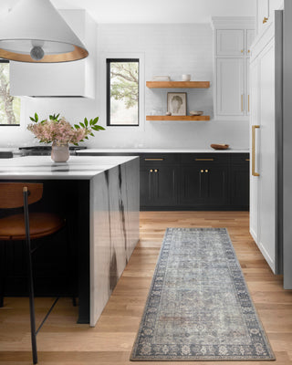 Loloi II Wynter WYN-07 Grey / Charcoal Area Rug Lifestyle Image Feature