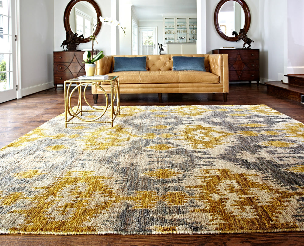 Loloi Xavier XV-04 Grey / Gold Area Rug Lifestyle Image Feature