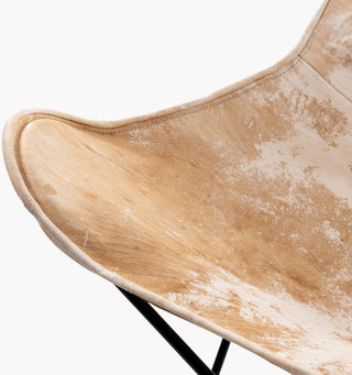 Surya Nizhoni ZHO-001 CamelCamel / Black Furniture Corner Shot